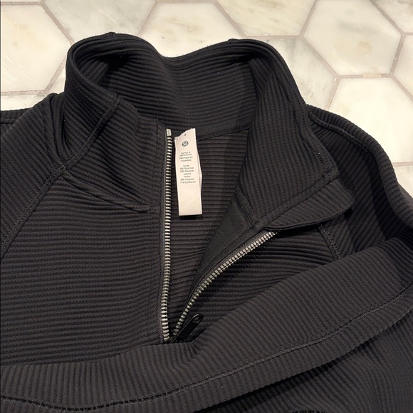 Lululemon Relaxed Fit Ribbed Half Zip Black Size 4 - Picture 3 of 3